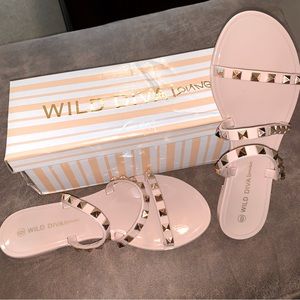 Wild Diva New In Box size 6 jeweled sandals, nude - never worn